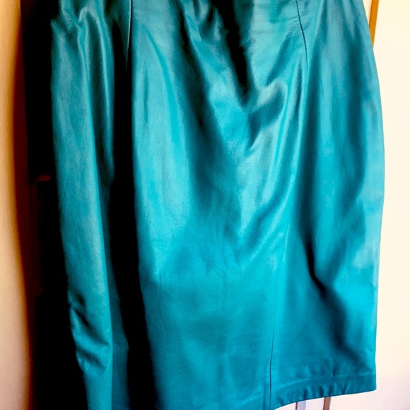 Leather Skirt - Picture 4 of 5